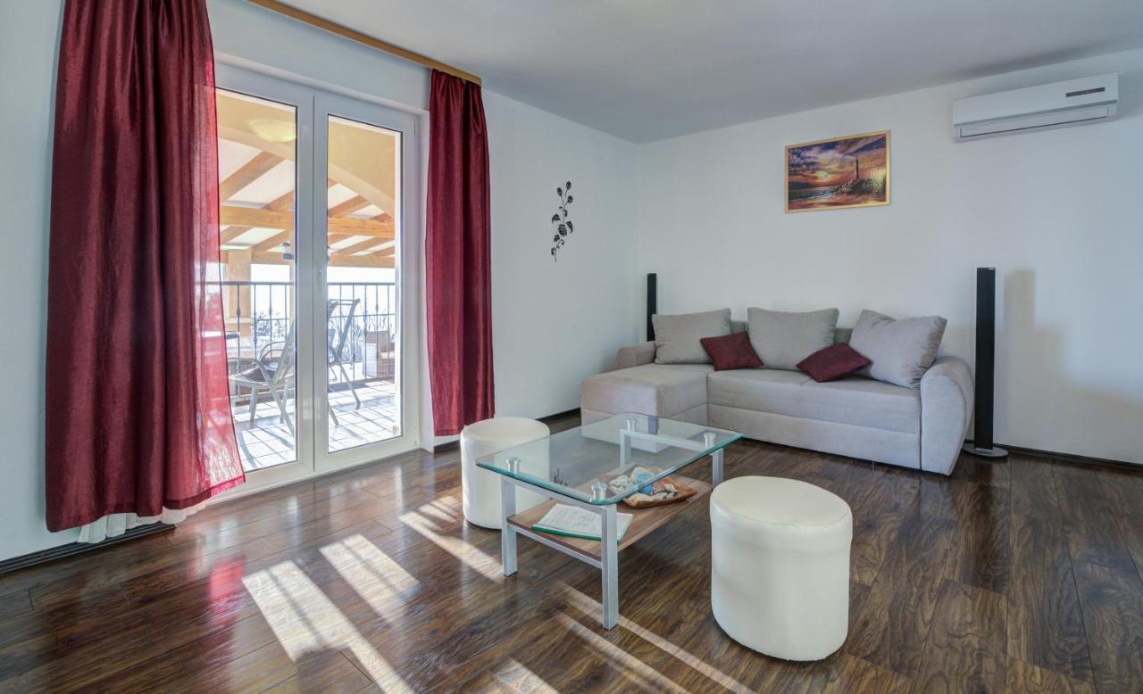 Apartments Lucia Senj 1 외부 사진