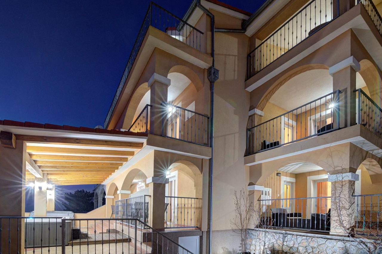 Apartments Lucia Senj 1 외부 사진